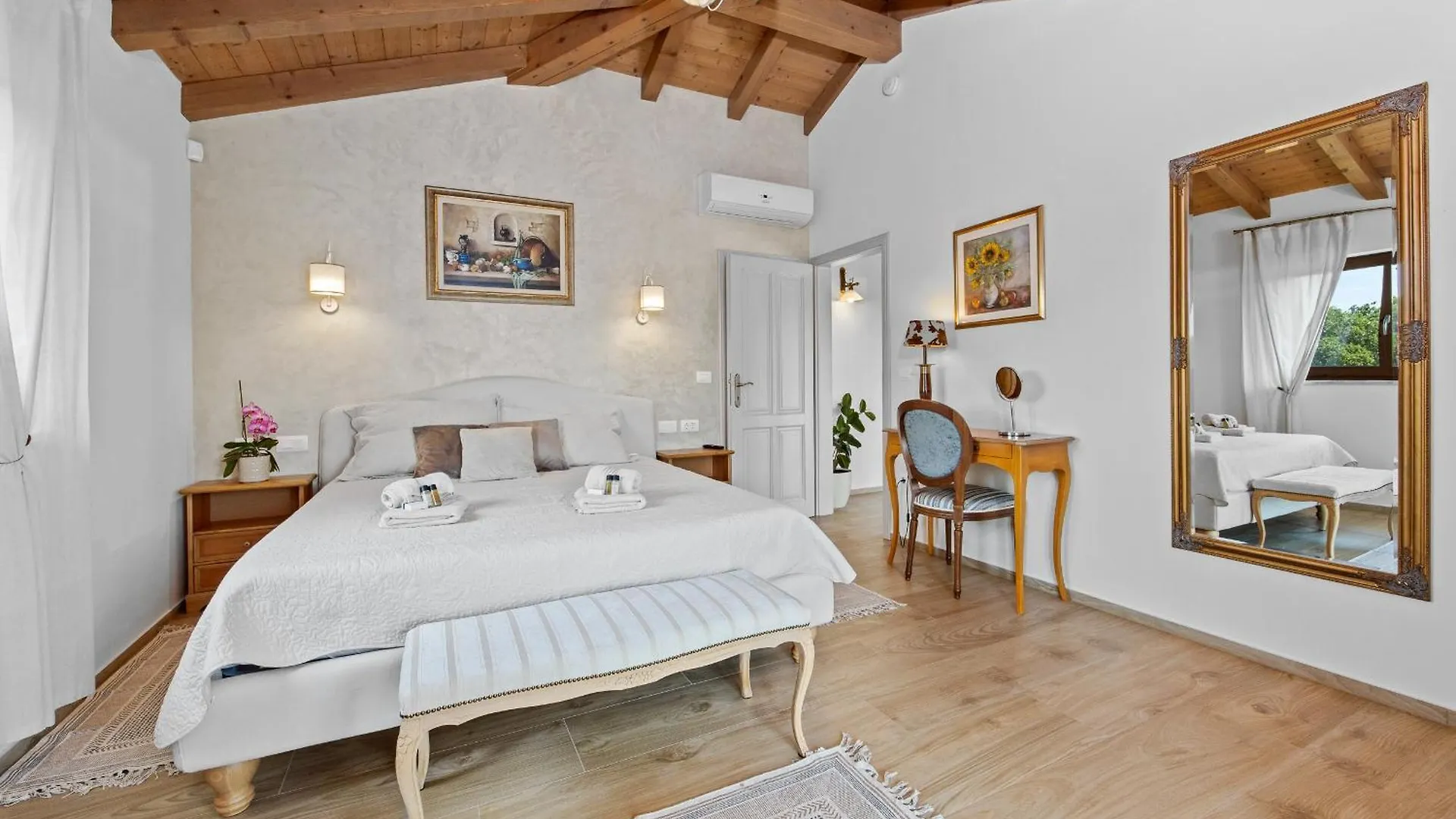 Villa Campagna Near Fazana With 7250M2 Large Garden And Sauna Galizana Croatia